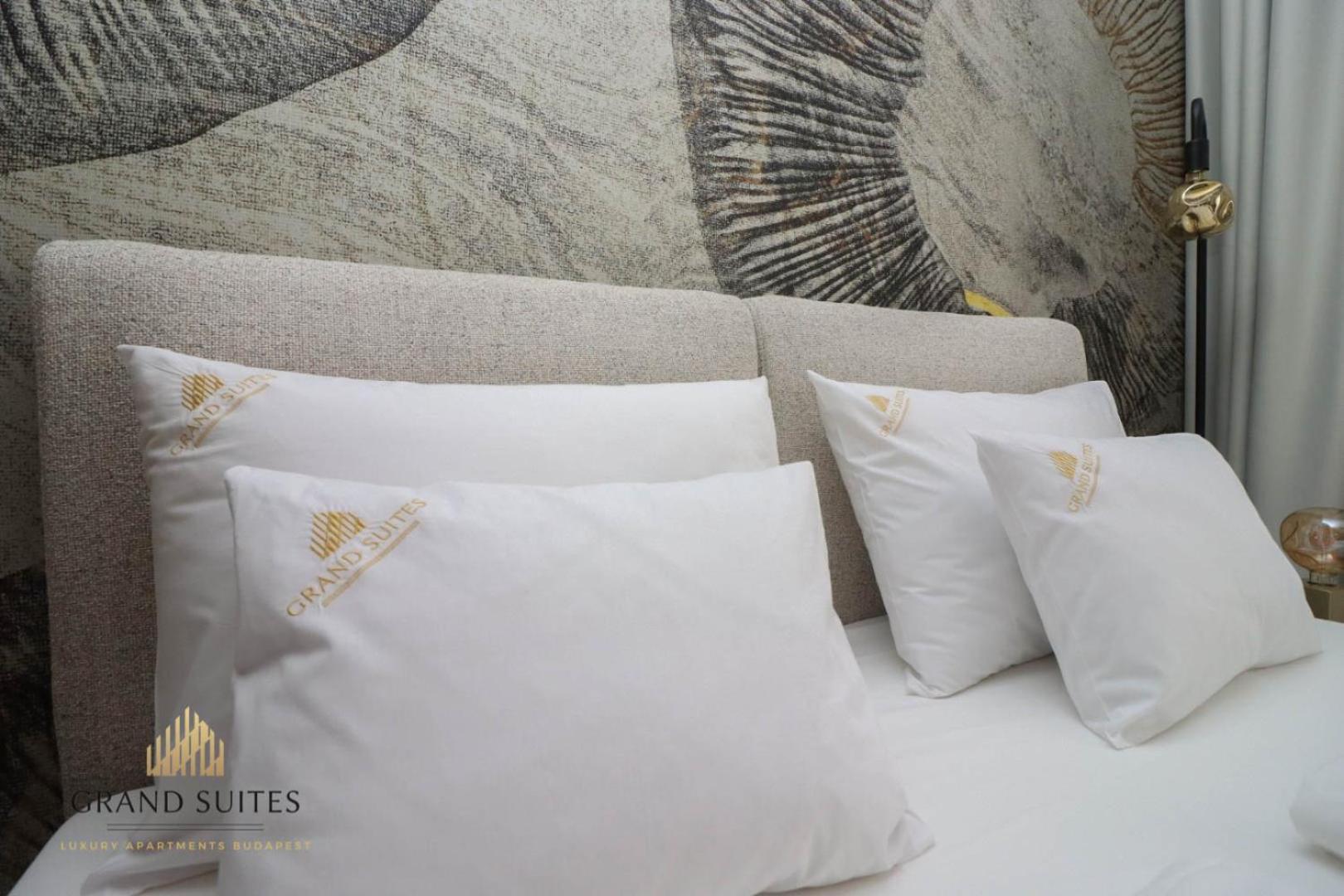 Grand Suites Promenade Budapest Exteriör bild