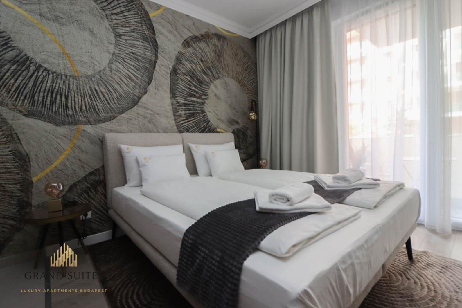 Grand Suites Promenade Budapest Exteriör bild