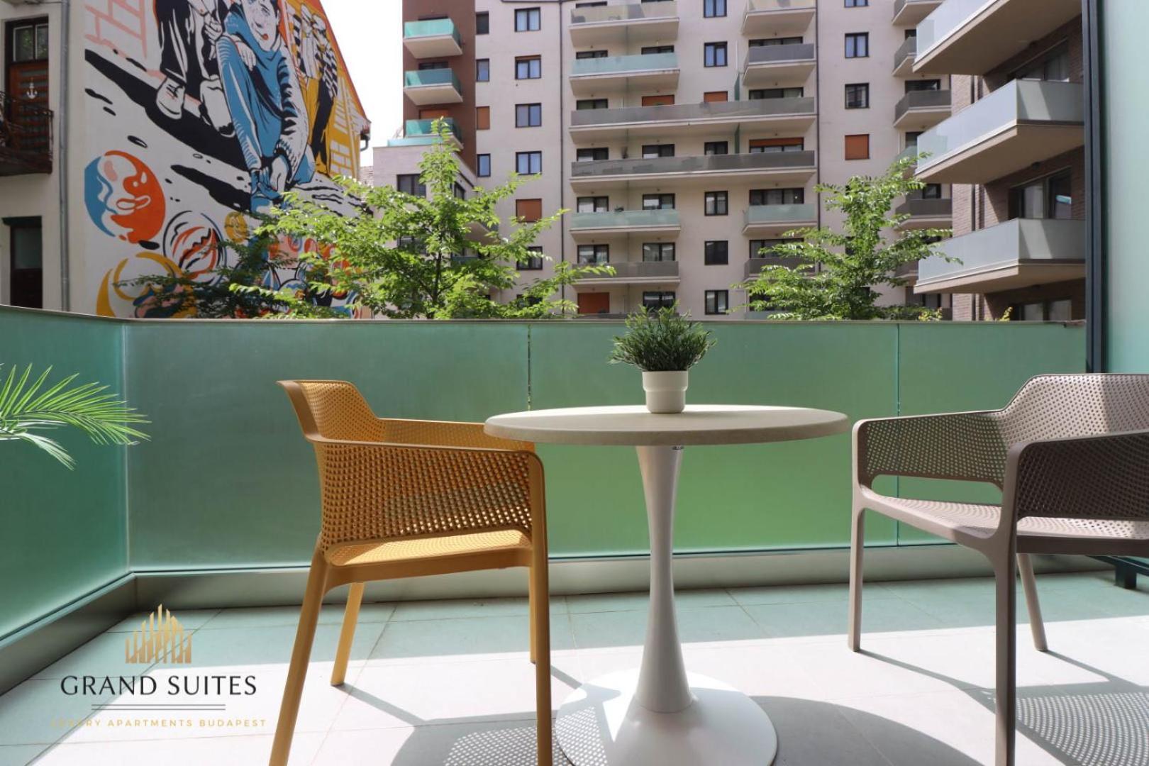 Grand Suites Promenade Budapest Exteriör bild